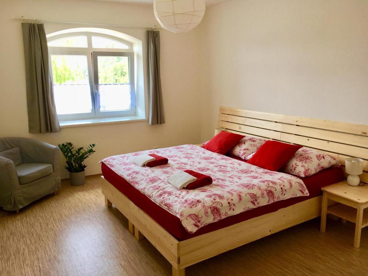 Apartmany A Ubytovani Mlynice Litovel Luaran gambar