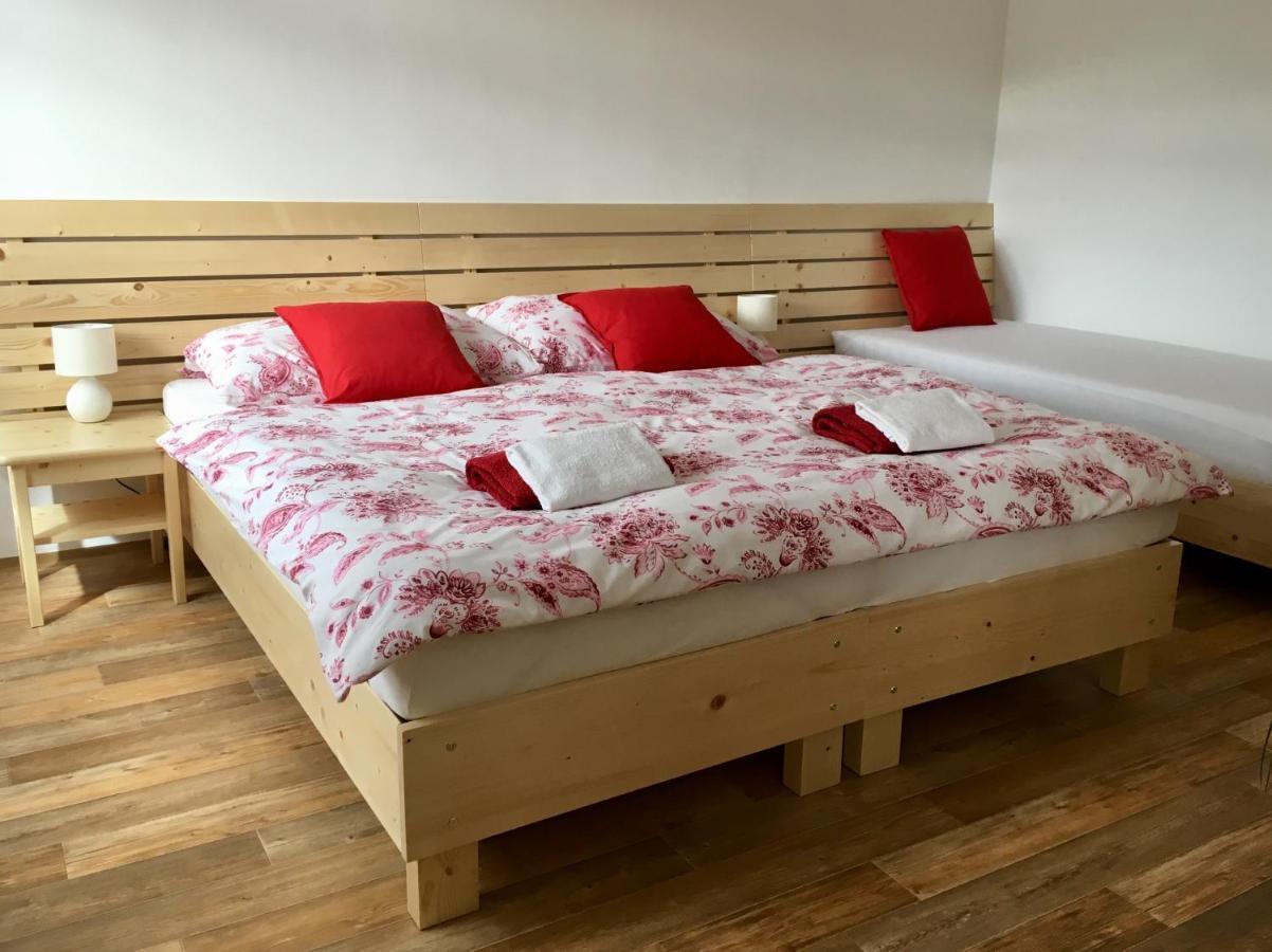 Apartmany A Ubytovani Mlynice Litovel Luaran gambar